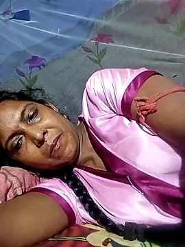 Savita992 online show from May 2026 11:21:01 PM