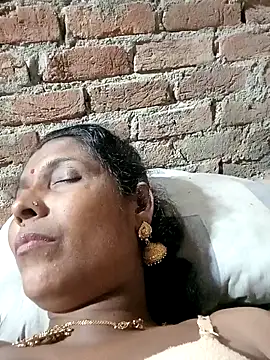 Savita992 online show from September 2025 06:47:01 PM