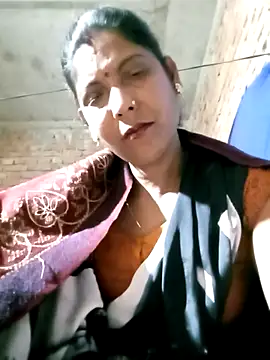 Savita992 online show from February 2026 06:39:02 PM