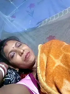 Savita992 online show from February 2026 07:46:02 PM