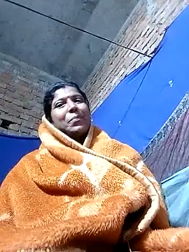 Savita992 online show from December 2025 01:02:02 PM