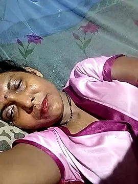 Savita992 online show from April 2026 10:05:02 PM