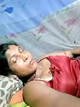 Savita992 online show from April 2026 06:38:01 PM