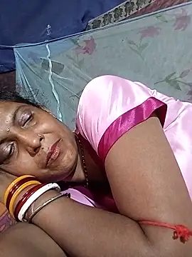 Savita992 online show from June 2026 07:52:01 AM