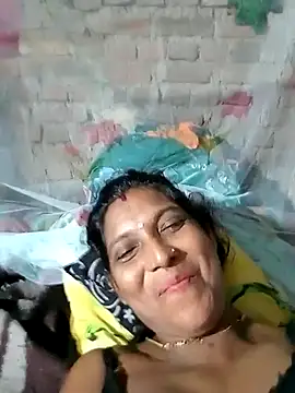 Savita992 online show from October 2025 11:50:01 PM