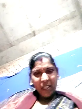 Savita992 online show from December 2025 09:31:01 PM