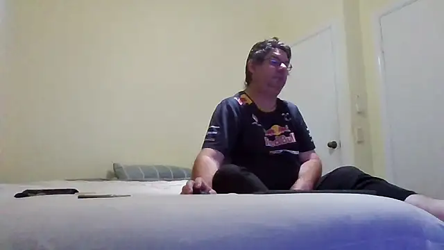 kittKarr54- online show from May 2026 03:18:01 PM