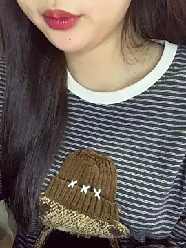 Linhtruong  online show from December 2025 04:23:02 AM