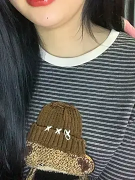 Linhtruong  online show from February 2026 04:34:01 AM