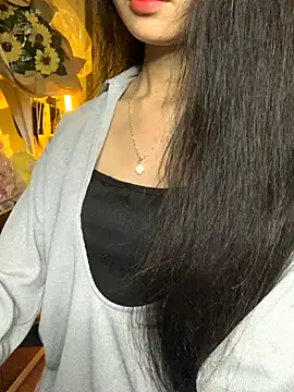 Nhinhi18 online show from November 2025 03:49:02 PM