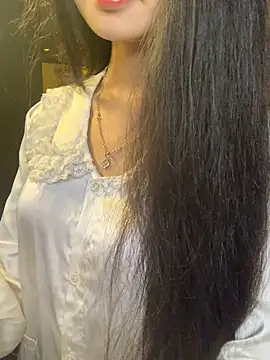 Nhinhi18 online show from May 2026 02:45:01 PM