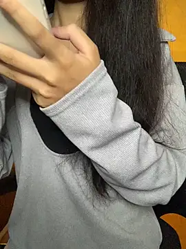 Nhinhi18 online show from October 2025 03:46:02 PM