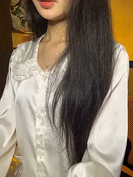 Nhinhi18 online show from November 2025 02:49:01 PM