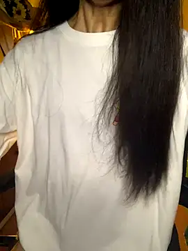 Nhinhi18 online show from October 2025 03:24:02 PM