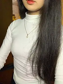 Nhinhi18 online show from February 2026 03:31:02 PM