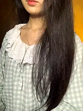 Nhinhi18 online show from November 2025 03:35:02 PM