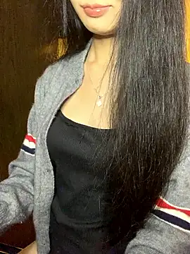 Nhinhi18 online show from November 2025 04:11:01 PM