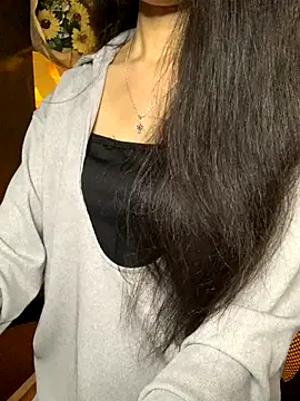 Nhinhi18 online show from October 2025 03:12:01 PM