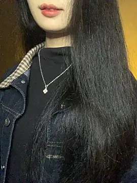 Nhinhi18 online show from December 2025 03:16:02 PM