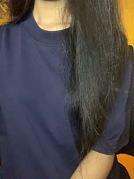 Nhinhi18 online show from September 2025 03:23:01 PM