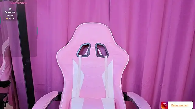 Rebekah Mercer online show from October 2025 04:20:02 AM