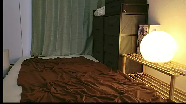 C-4bomb online show from March 2026 05:00:01 AM