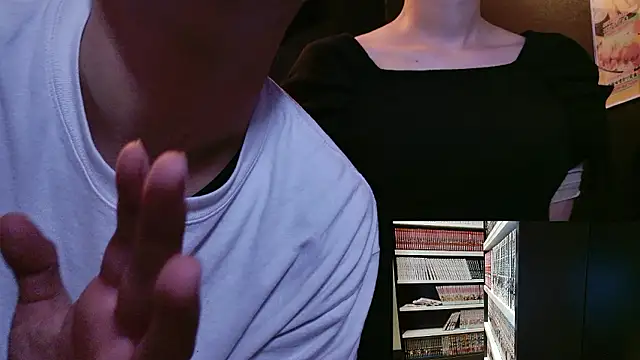 C-4bomb online show from September 2025 01:48:01 PM