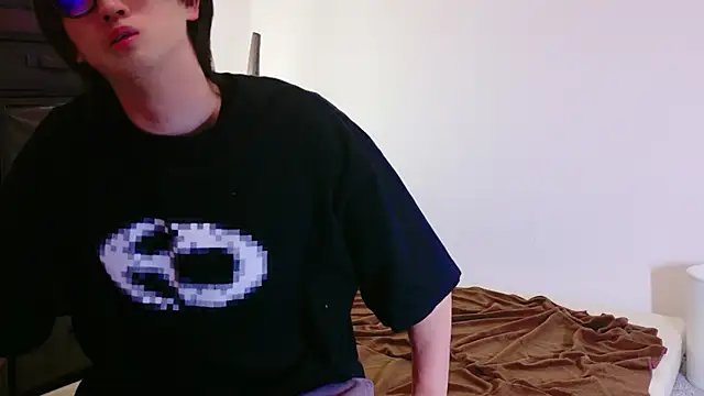 Snapshot of C-4bomb chatting on February 2026 09:42:01 AM C-4bomb online show from February 2026 09:42:01 AM