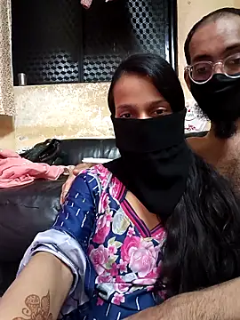 ursumita online show from October 2025 07:16:02 PM