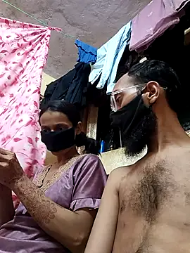 ursumita online show from October 2025 07:13:01 PM