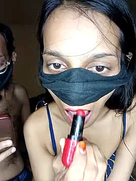 ursumita online show from November 2025 07:14:01 PM