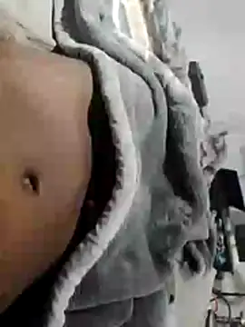 fcbk black online show from November 2025 02:56:01 AM