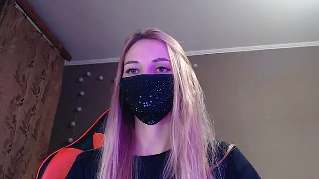 Iris lave online show from October 2025 04:07:02 PM
