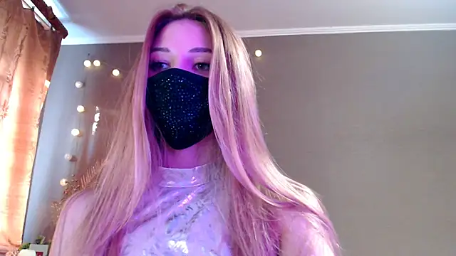 Iris lave online show from May 2026 04:04:02 PM