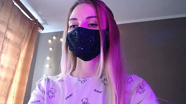 Iris lave online show from September 2025 03:12:02 PM