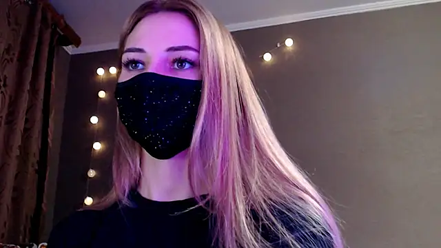 Iris lave online show from December 2025 03:05:01 PM