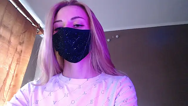 Iris lave online show from September 2025 02:23:02 PM