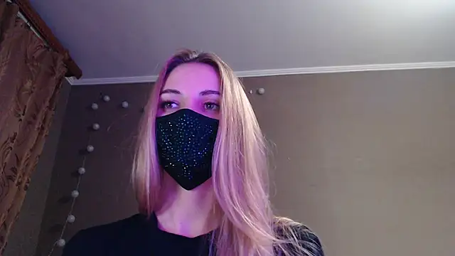 Snapshot of Iris_lave chatting on October 2025 05:25:01 PM Iris lave online show from October 2025 05:25:01 PM