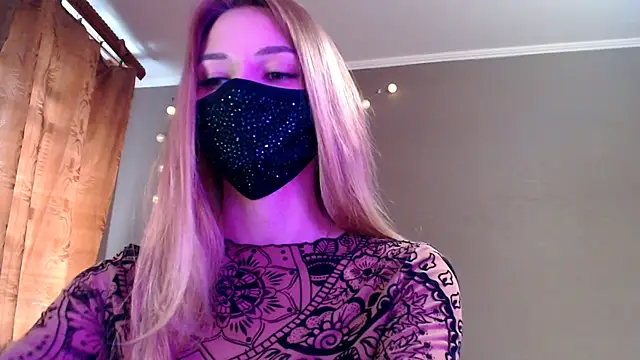 Iris lave online show from May 2026 02:12:01 PM