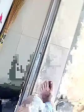 hackyourpussyxh online show from January 2026 04:30:01 AM