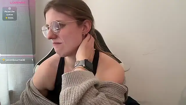 BustyKellyXXX online show from February 2026 01:43:02 PM