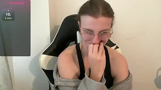 BustyKellyXXX online show from November 2025 10:05:02 AM