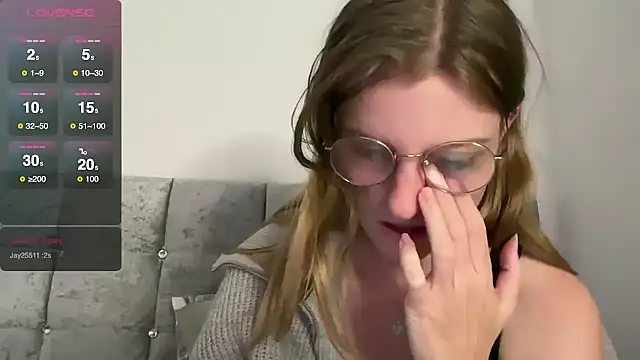 BustyKellyXXX online show from October 2025 09:15:02 PM