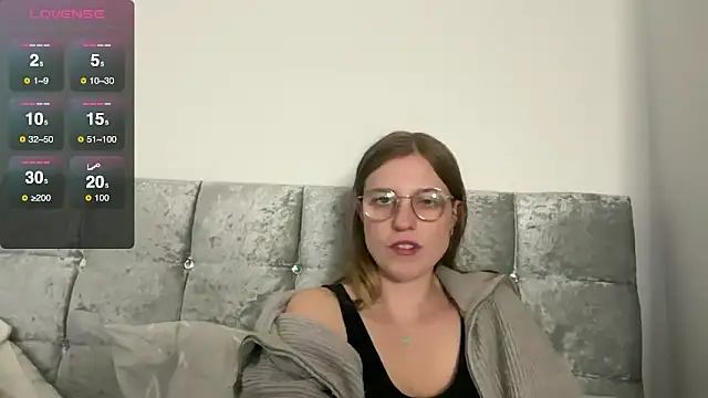 Snapshot of BustyKellyXXX chatting on September 2025 07:10:02 PM BustyKellyXXX online show from September 2025 07:10:02 PM