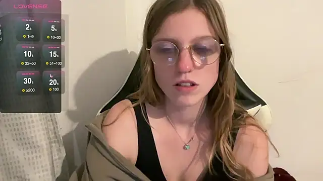 BustyKellyXXX online show from December 2025 08:53:02 PM