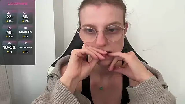 BustyKellyXXX online show from November 2025 02:32:01 PM