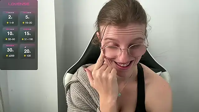 BustyKellyXXX online show from November 2025 10:26:02 AM