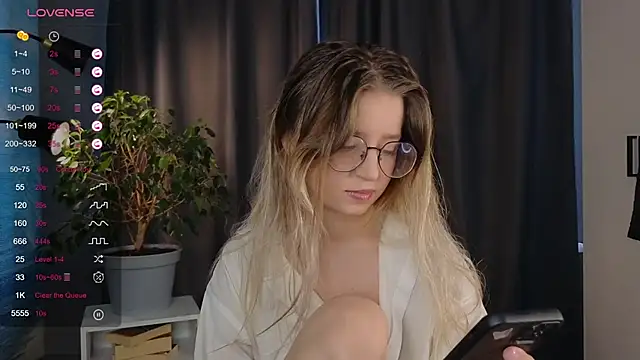 zegoii online show from September 2025 12:20:01 PM