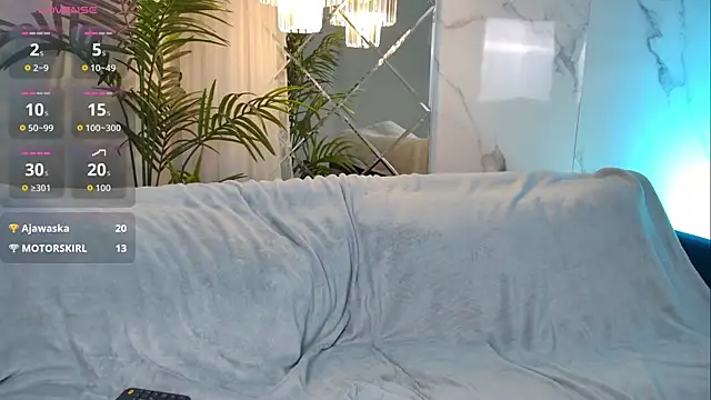 JennyShiny online show from October 2025 09:21:01 AM
