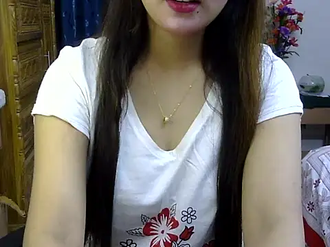 Snapshot of Obonti_2000 chatting on November 2025 03:23:01 PM Obonti 2000 online show from November 2025 03:23:01 PM